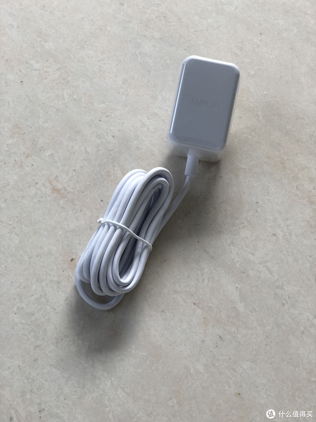 给客户家做分布式系统的无线网络覆盖,UBNT 双频无线路由器AmpliFi 1750M入手分享