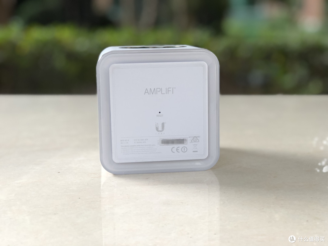给客户家做分布式系统的无线网络覆盖,UBNT 双频无线路由器AmpliFi 1750M入手分享