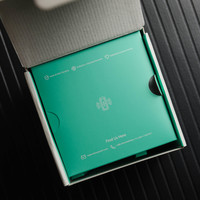 互途 RAVPower 10W 无线充电外观展示(本体|充电线|接口|塑料圈|橡胶护垫)
