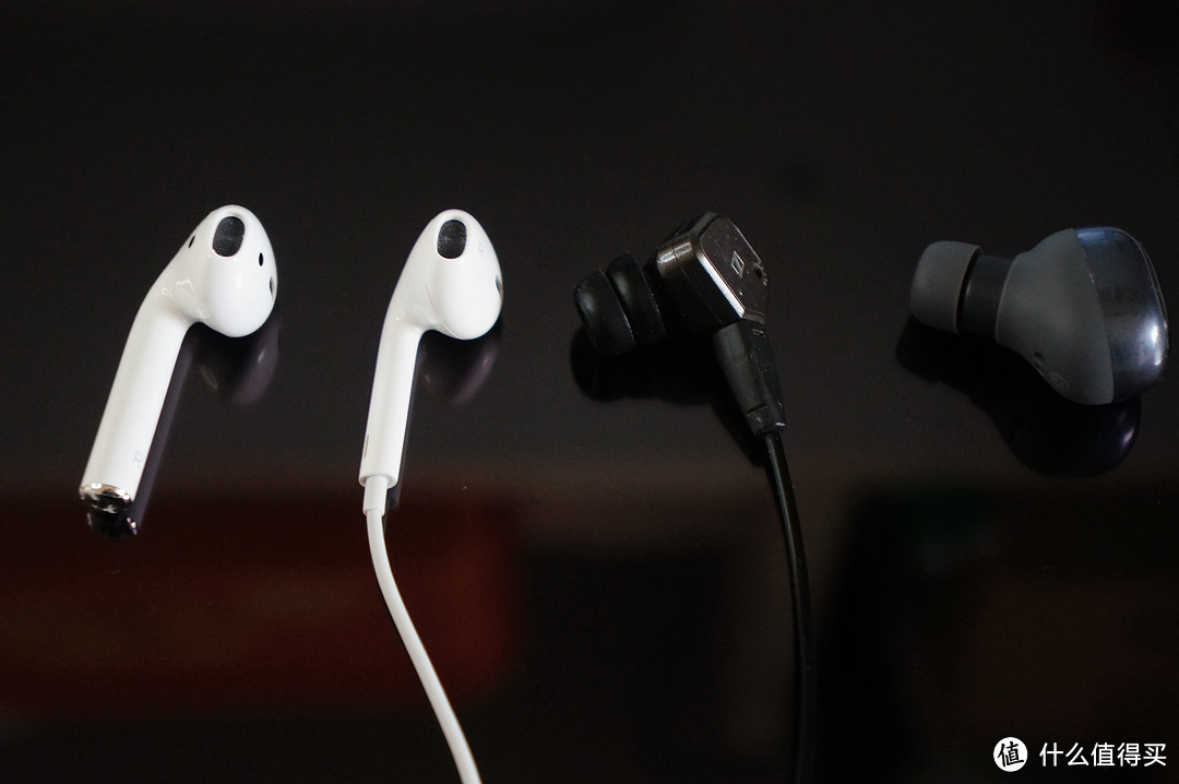 Apple 苹果 AirPods 无线耳机 使用一周，后悔不已 咋没早点买！