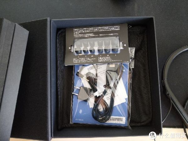 LDAC加持,SONY 索尼 WI1000X链接HTC U11