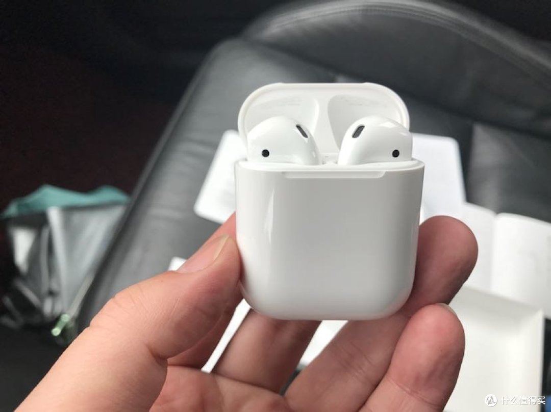 锵,锵,锵锵,终于打开,见到耳机了。