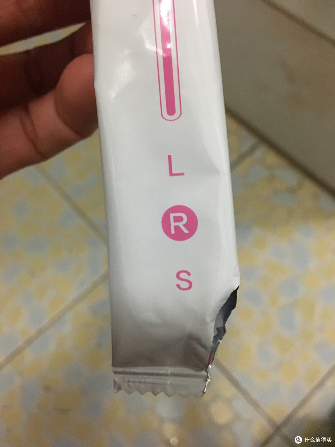 应该是女同胞每月最喜欢的卫生用品