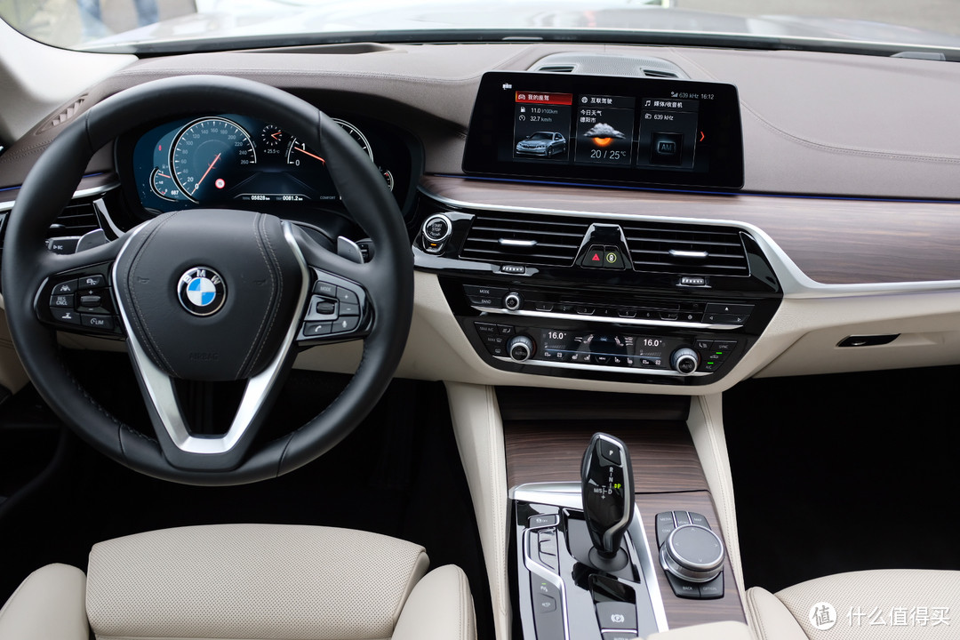 全新BMW 宝马5系全网完全问答（下）：敢喊“开宝马坐宝马”，它又做了哪些事儿？