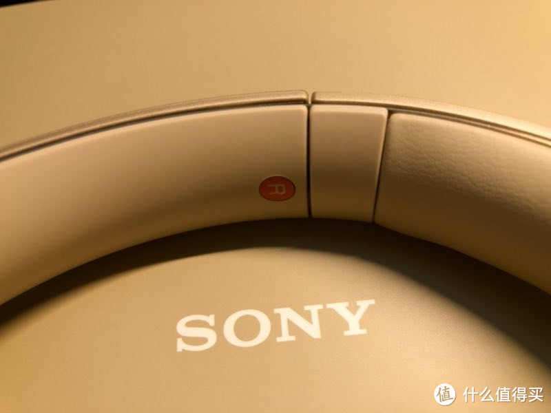 约个小哥哥，带你领略Sony 索尼 WH-H800 头戴式耳机