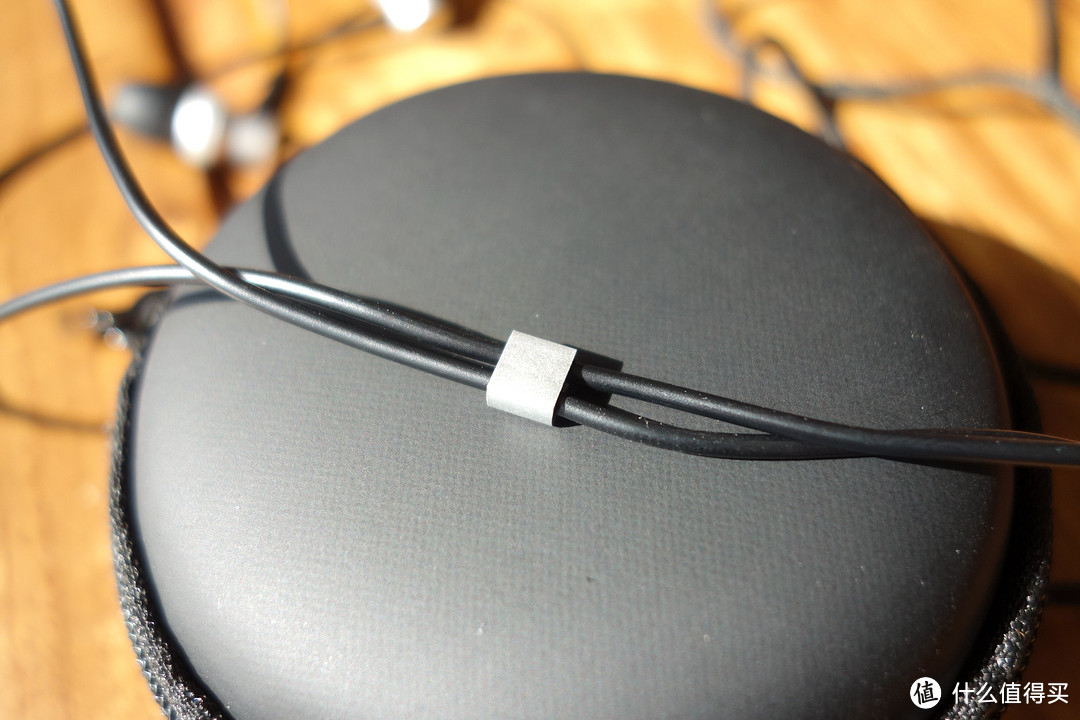 听着还不错:HiFiMAN 头领科技 RE-400 入耳式耳塞
