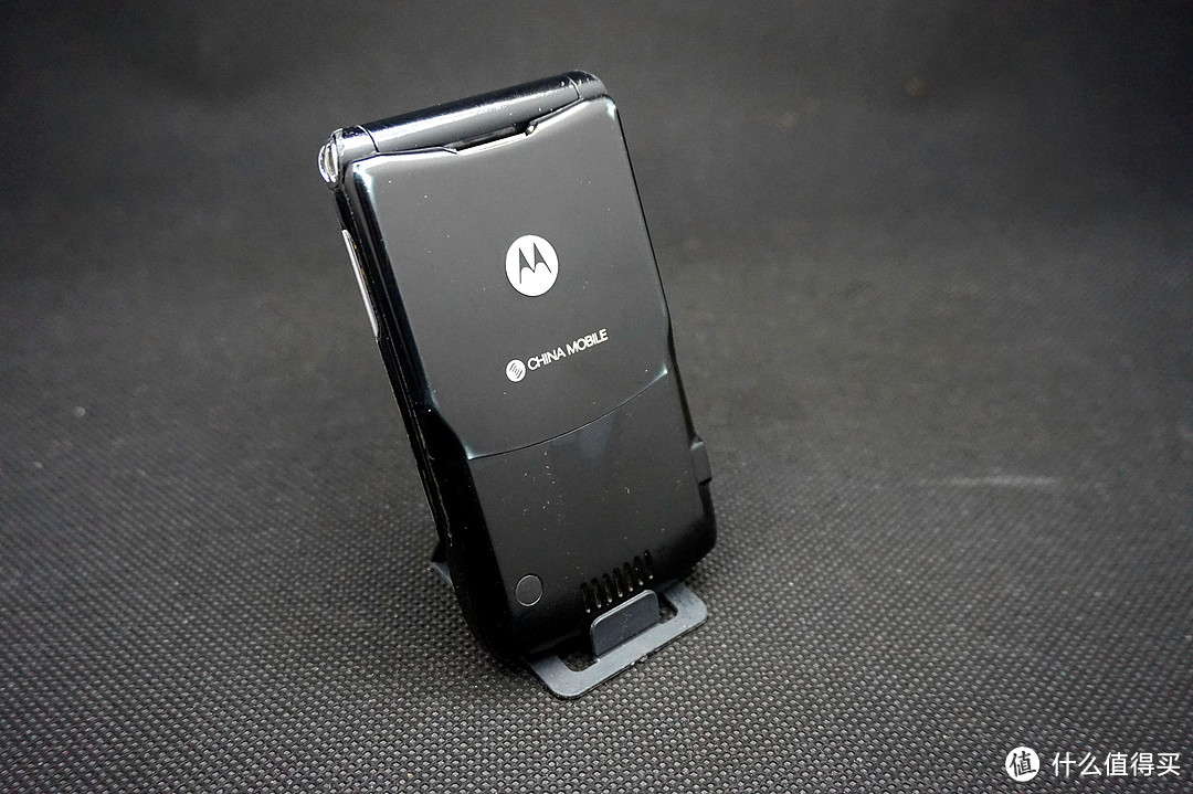 Good Bye MOTO，再见“刀锋”—MOTOROLA 摩托罗拉 MOTO RAZR V3 非智能手机 怀旧报告