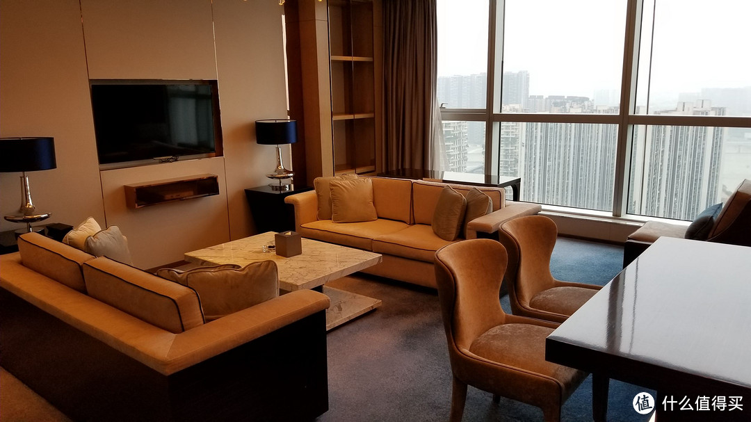 一点亲子游感想和体验成都希尔顿酒店大使套房 (AMBASSADOR SUITE)