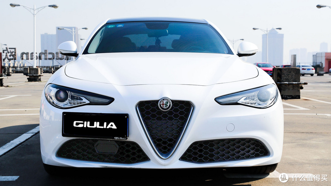 评车场No.36:你确定要为意式情怀买单？—Alfa Romeo 阿尔法·罗密欧 Giulia