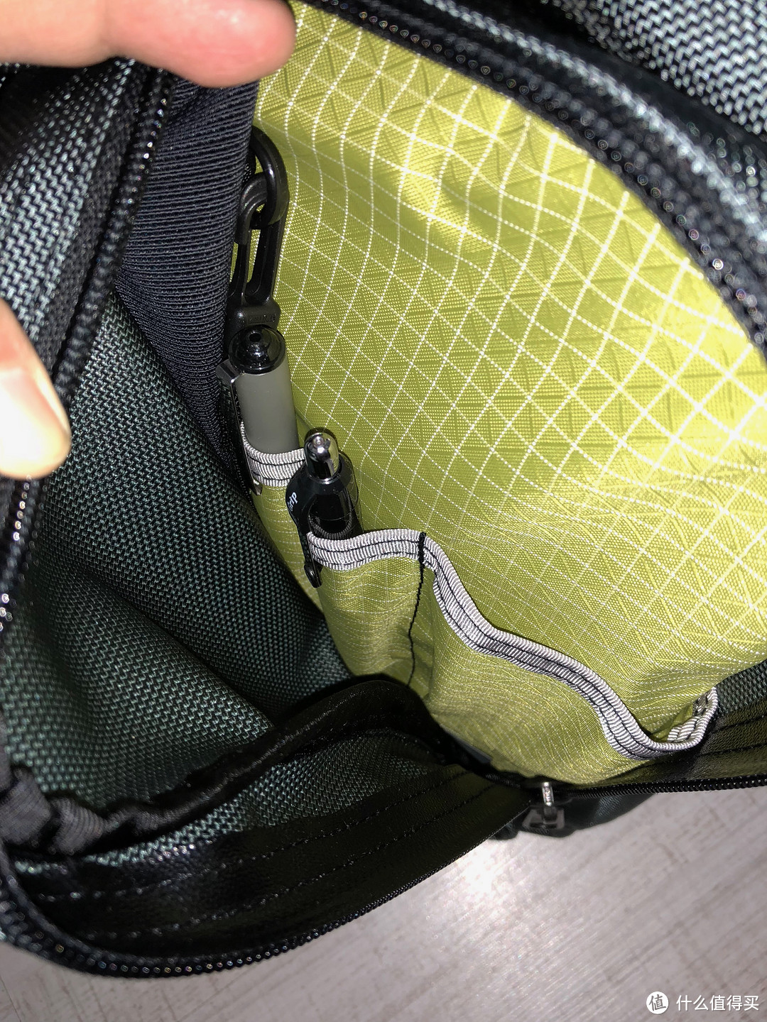 飞行随身包？通勤包？公文包？Tom Bihn Pilot 单肩包 使用评测