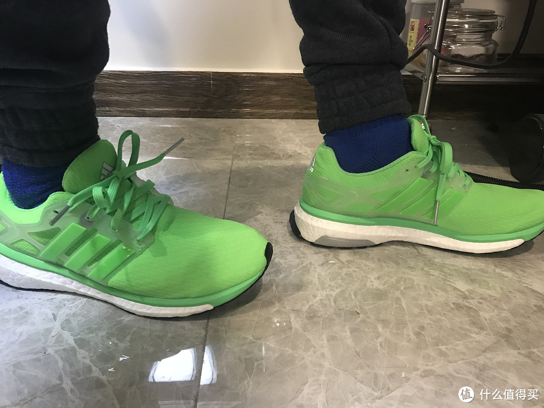 #原创新人# 终于拔草，白菜价入了Adidas 阿迪达斯 energy boost reveal 跑鞋