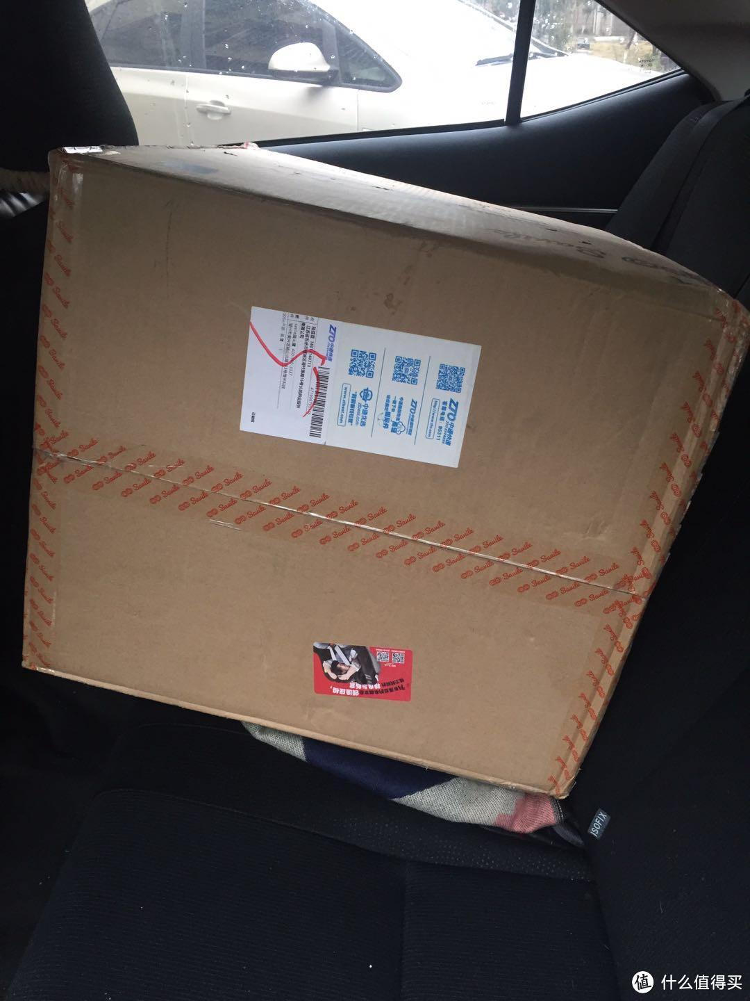 看看小厂妹给儿子的新年礼物—Savile 猫头鹰 安全座椅 开箱