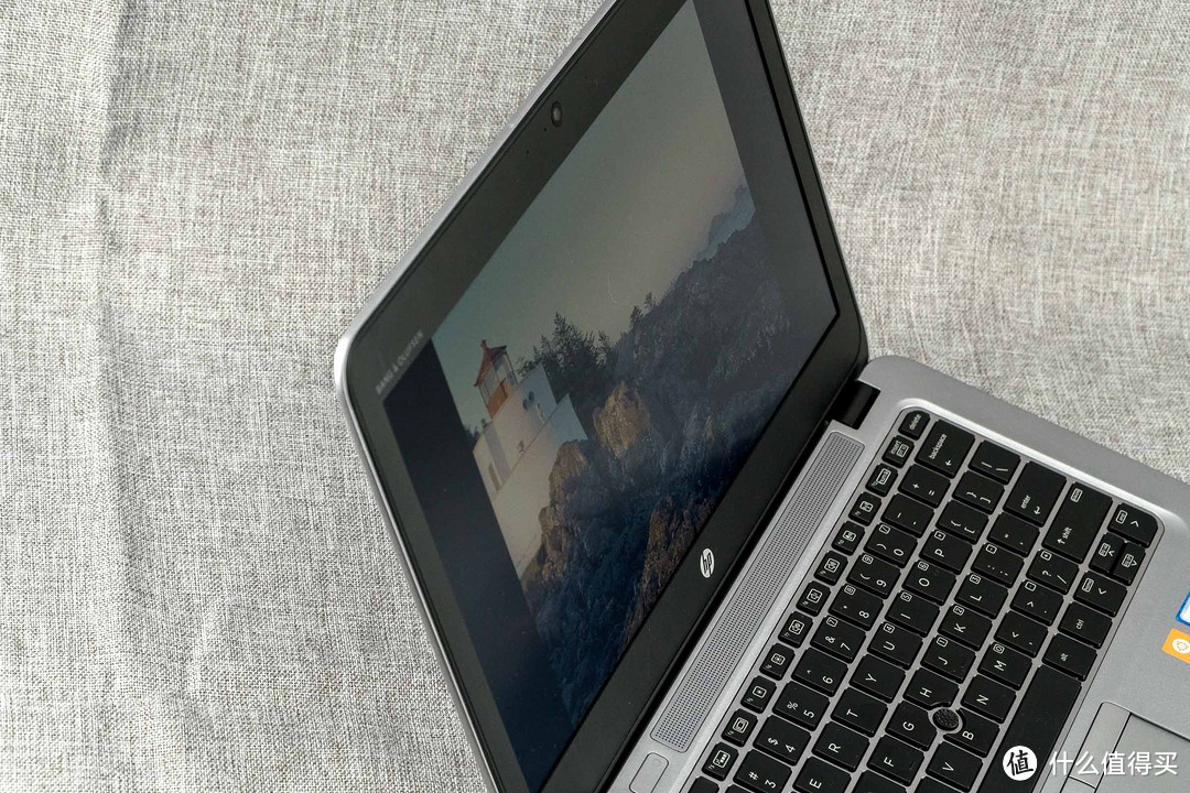 不追求性能，追求品质、便携、体验和续航—HP 惠普 Elitebook 820 G3 商务轻薄笔记本电脑 全方位评测