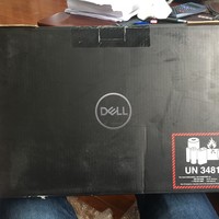 戴尔 XPS 15-9560 游戏本外观展示(边框|屏幕|键盘|进风口|接口)