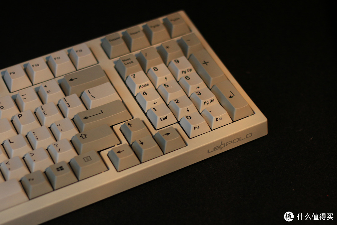 leopold 利奥博德 fc980m 换装 gmk 9009键帽配色对比评测