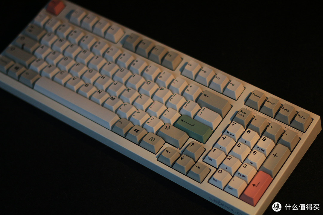 leopold 利奥博德 fc980m 换装 gmk 9009键帽配色对比评测