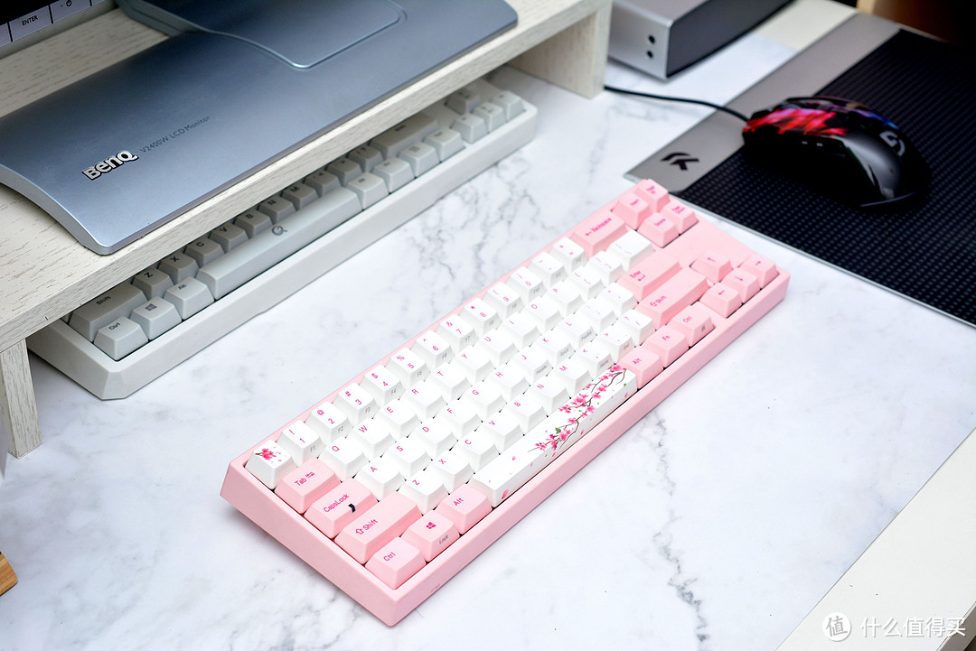 搓弯铁血真汉子？是时候当一回基佬：Varmilo 阿米洛 MIYA PRO 樱花机械键盘