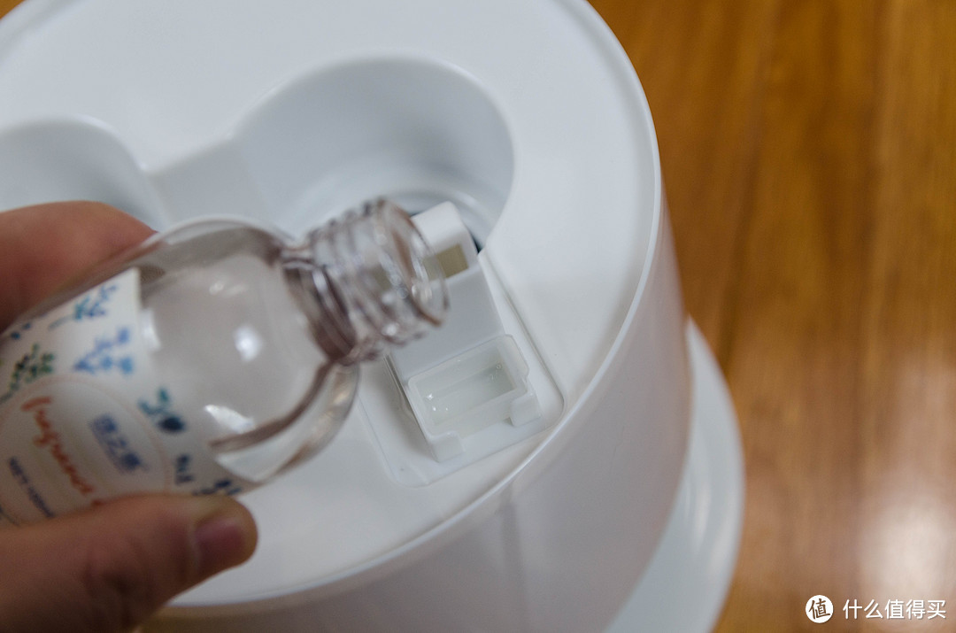 #本站首晒#好看好用:Deerma 德尔玛 4L 落地式加湿器 DEM-LD700