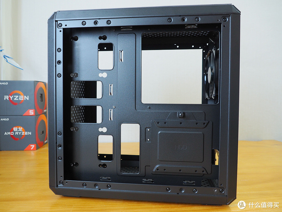 #本站首晒#重新定义I/0面板6方位，轻治桌面纠结者— CoolerMaster 酷冷至尊 MasterBox Q300L 机箱 开箱