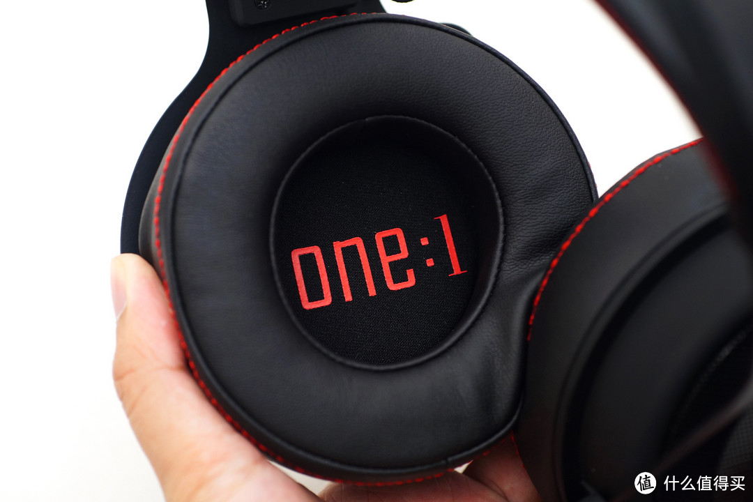 AJAZZ 黑爵 The One 7.1 环绕声游戏耳机体验