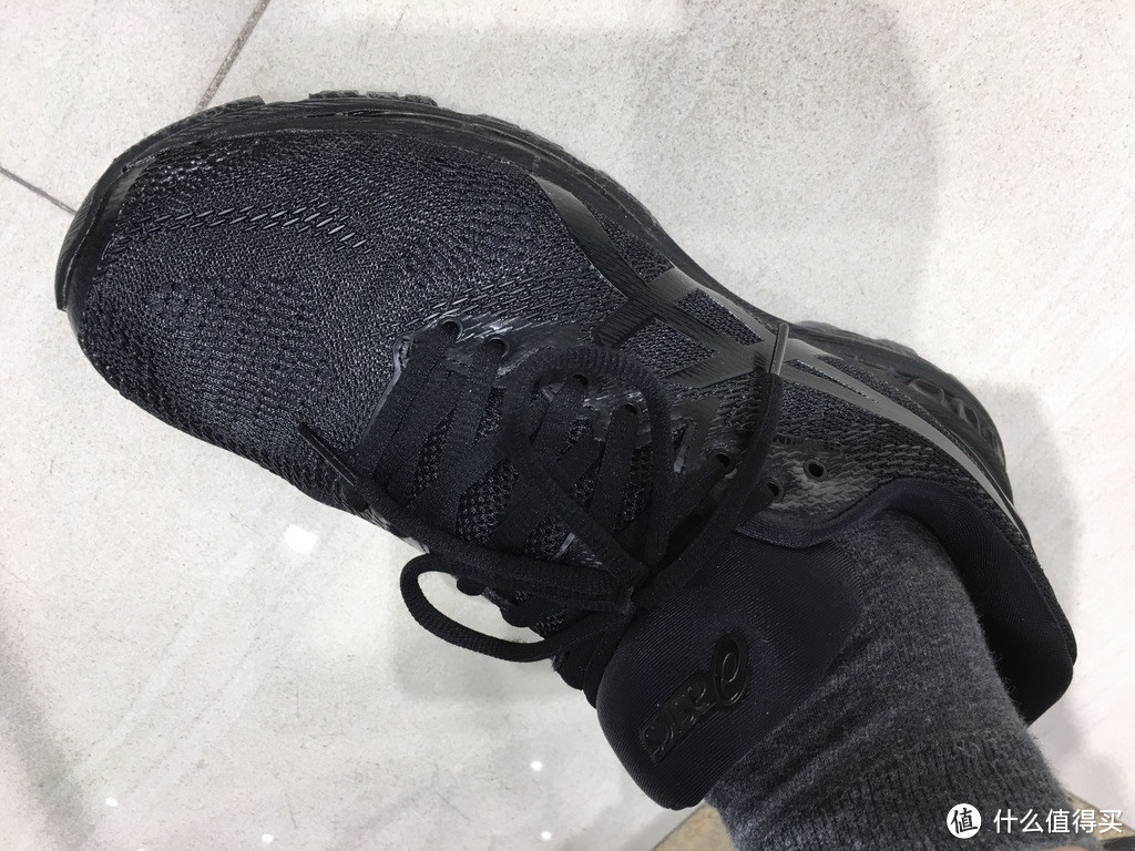 ASICS 亚瑟士 Nimbus 20 黑武士款 开箱和简单上脚感受