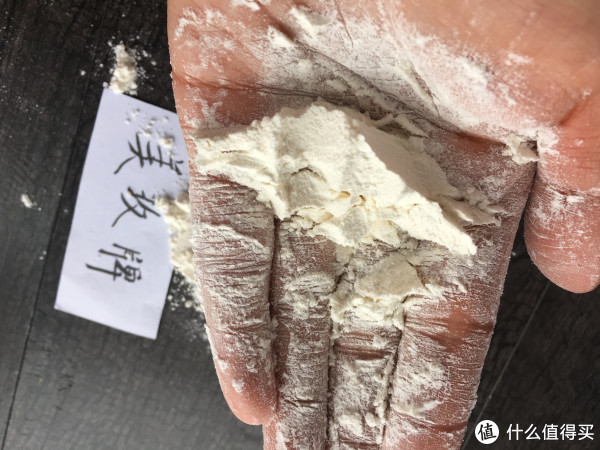 低筋面粉哪个牌子好？市面上最受欢迎的5款面粉全面深入测评