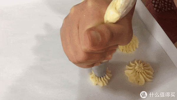 低筋面粉哪个牌子好？市面上最受欢迎的5款面粉全面深入测评