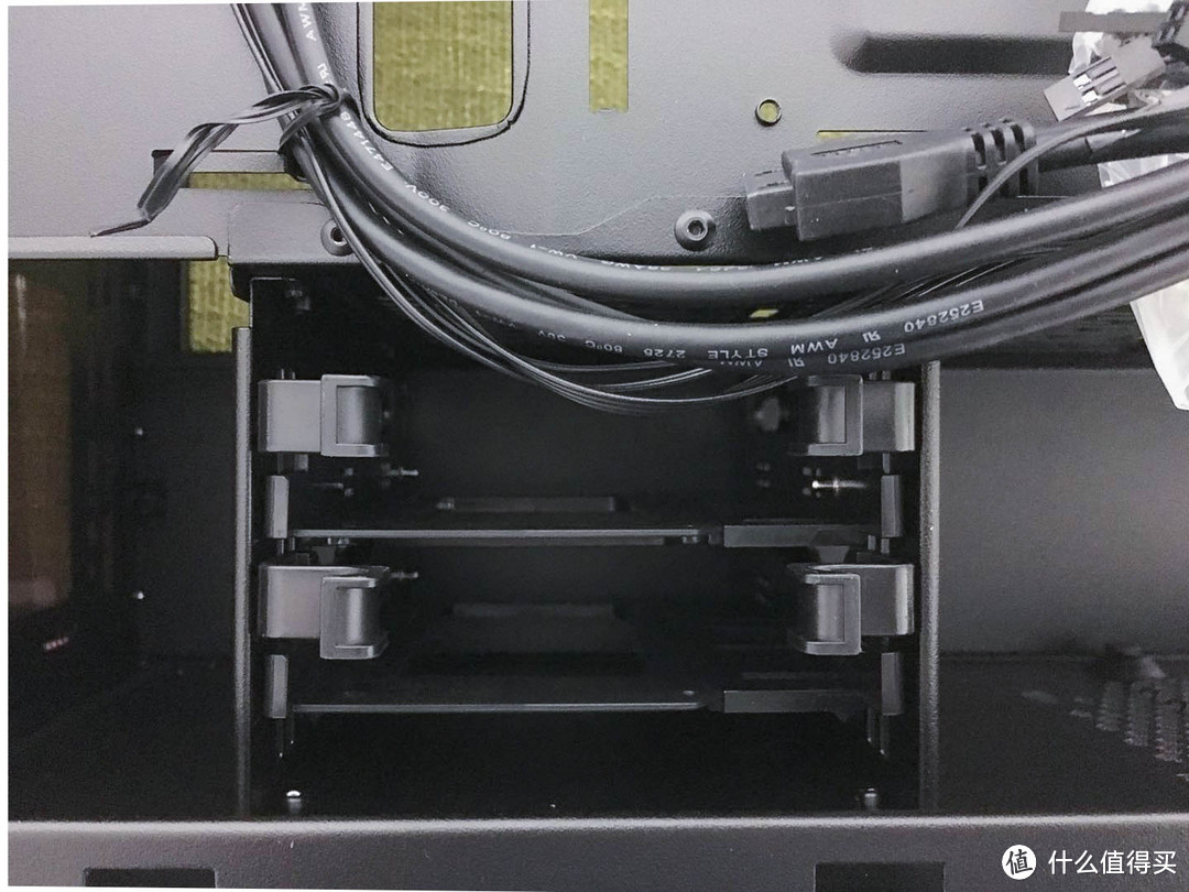 初次众测成功 ———— 酷冷至尊MasterBoxLite5（睿）中塔式侧透机箱测评报告