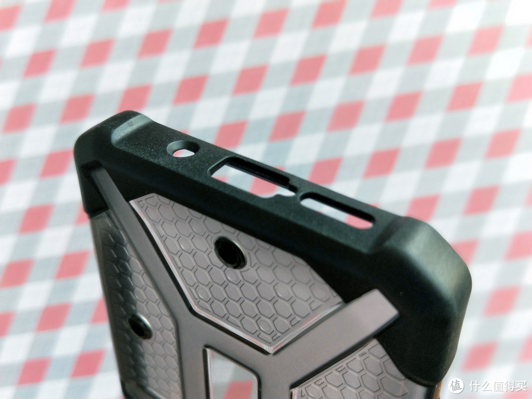 HUAWEI 华为Mate10的新衣服— UAG 手机保护壳