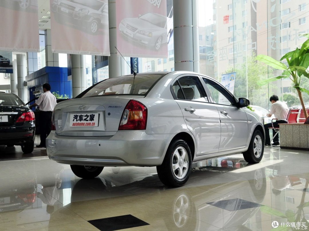 现代雅绅特 2009款 手动舒适型1.4L