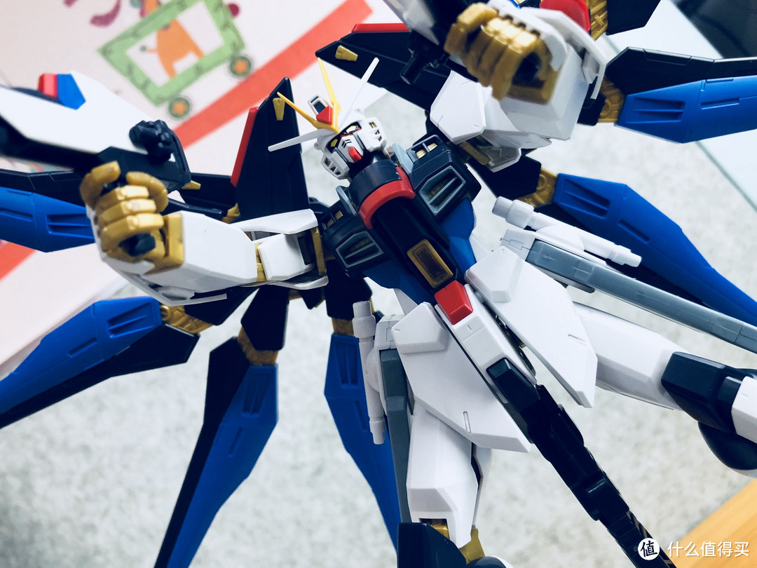 #原创新人#BANDAI 万代 高达 MG版 模型 强袭 自由喷漆上色初体验