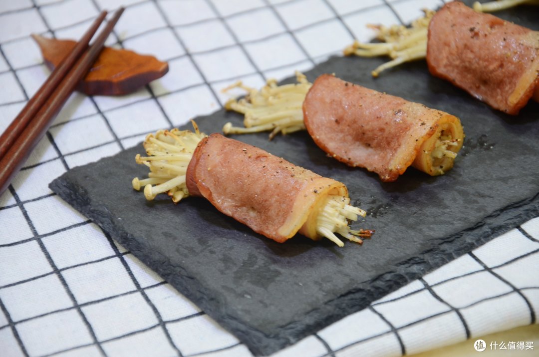 #年货大作战#星级年夜饭の肉类篇:零失败的蜜汁烤鸡、橙味五香排骨等做法,等你打开!