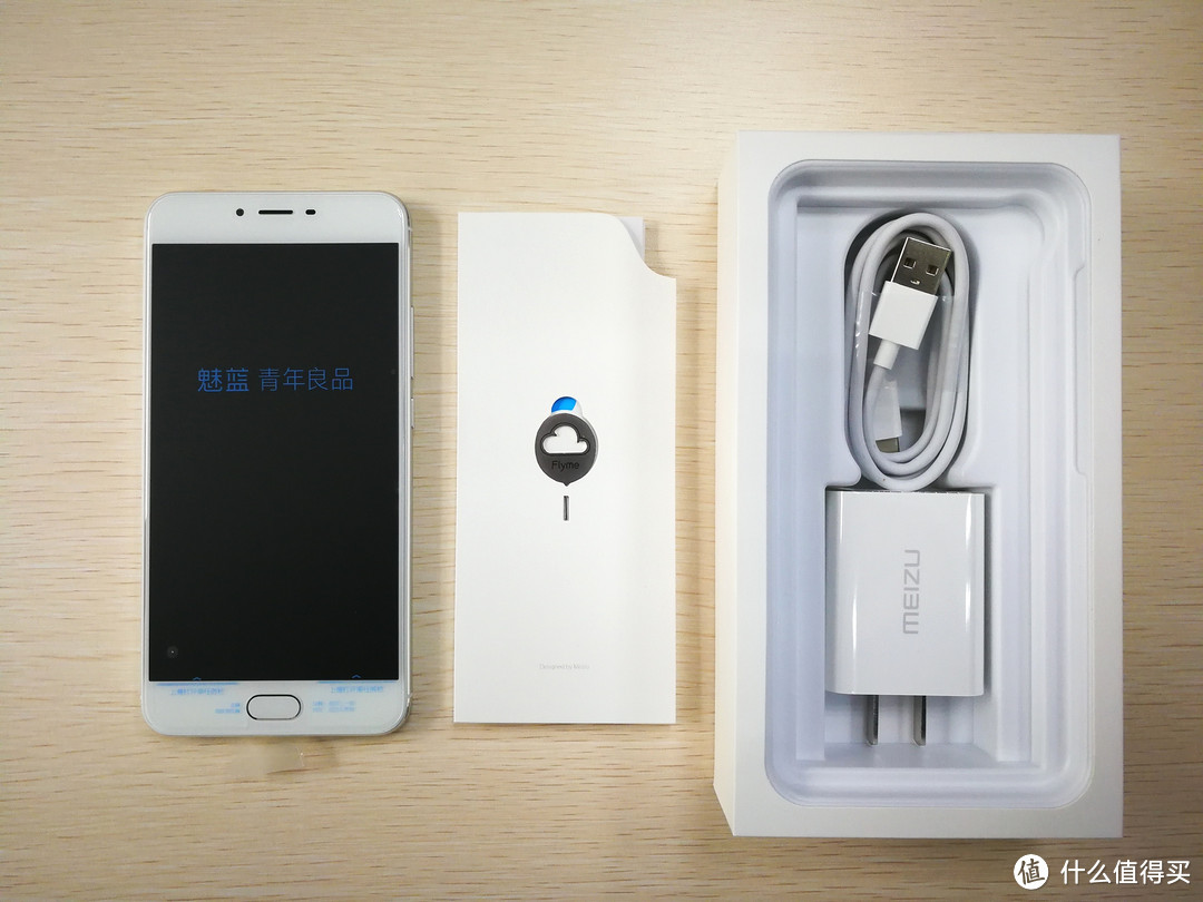 发布一年后的青年良品—MEIZU 魅族 魅蓝X 手机 开箱