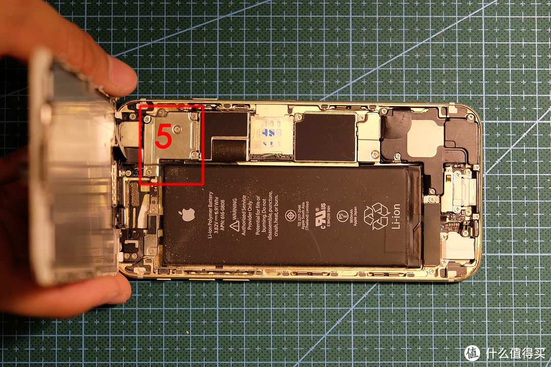 涅槃重生的APPLE 苹果 iPhone 6 更换电池全记录