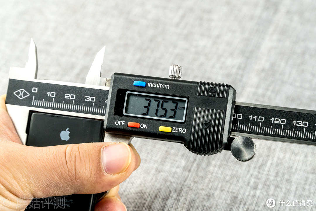 日本原装、高品质iPhone电池配件—藤岛iPhone 6 大容量旗舰版2200mAh电池 深入评测
