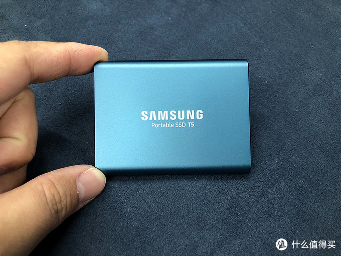 #本站首晒#Portable SSD，你的掌上随身存储：Samsung 三星 T5 500GB 移动硬盘 入手体验