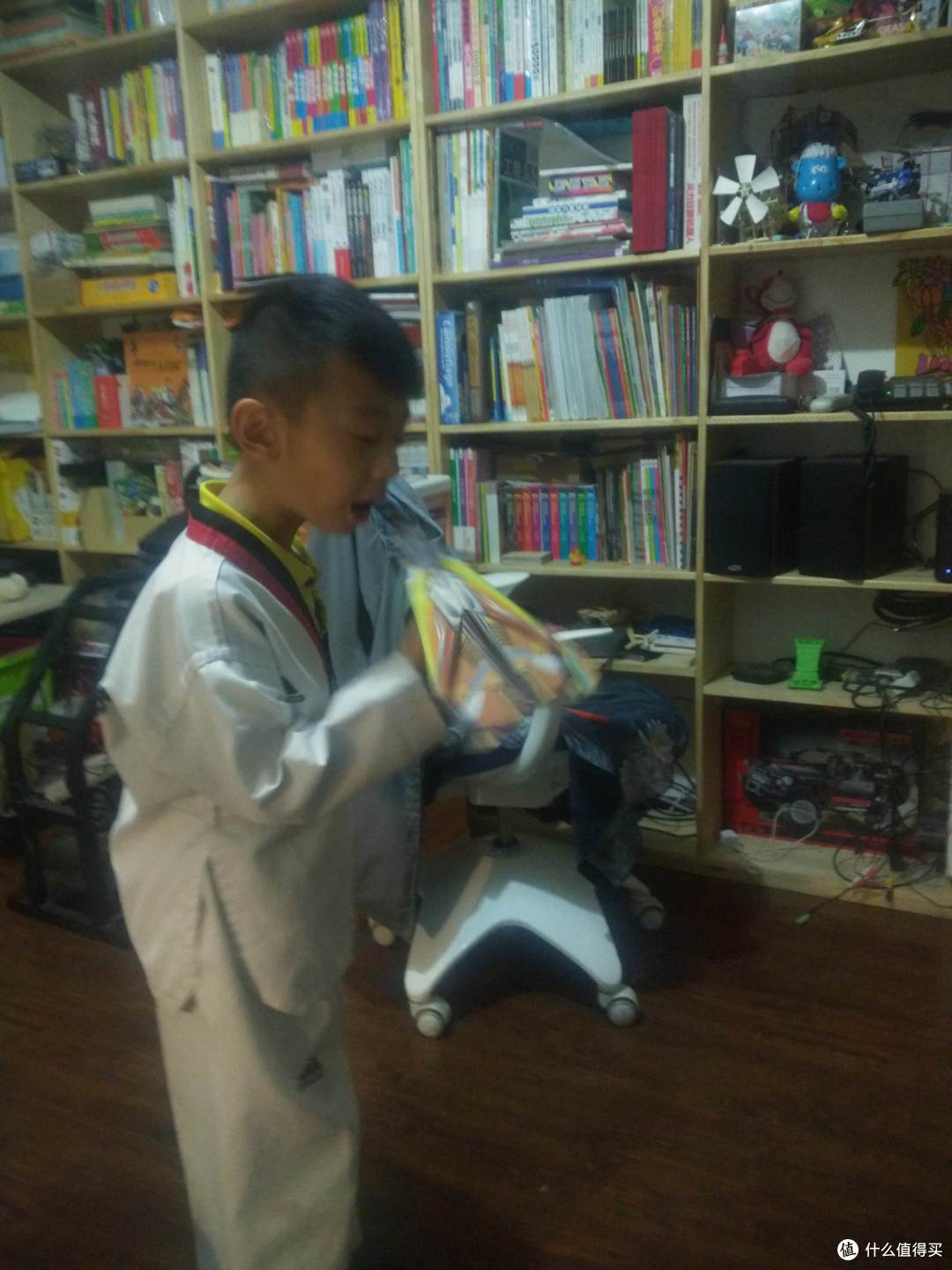 全世界都爱玩的纸飞机