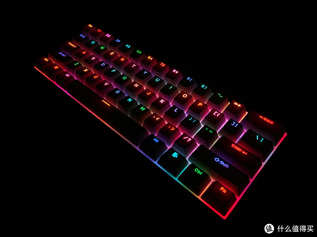 GANSS 高斯 ALT61 RGB 蓝牙双模机械键盘 抢先体验