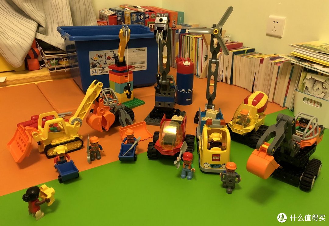 #本站首晒#挖掘机技术哪家强？LEGO 乐高 教育 45002 百变工程及场景搭建 把玩