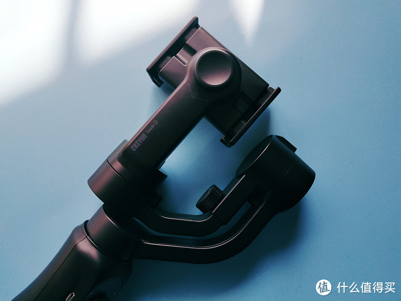 有了它,你也能用手机拍电影:zhi yun 智云 最入门的手持稳定器 初体验