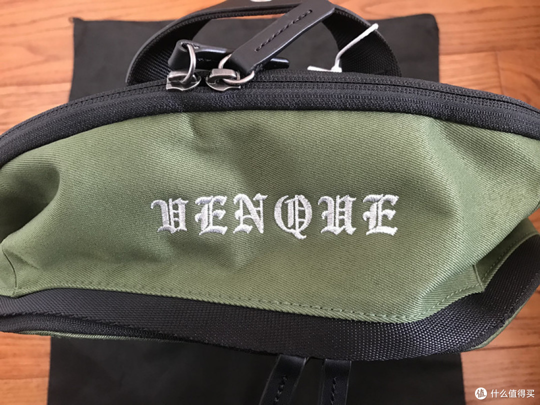 年轻的样式,时尚的嘻哈——venque/范克 Cross系列双肩包简评