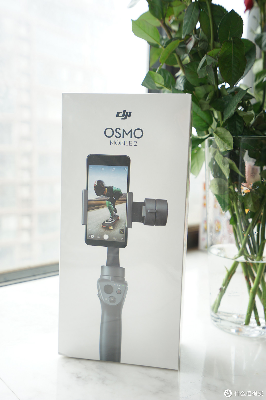 视频新手玩家的新拍档—DJI 大疆灵眸 OSMO Mobile 2 手机云台简单开箱