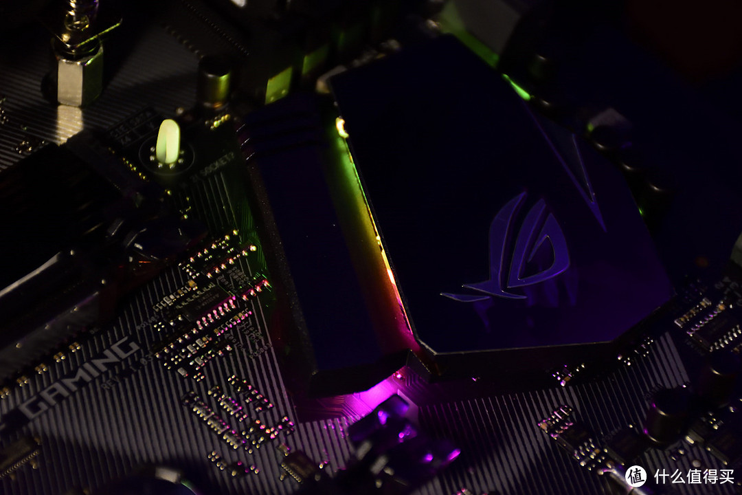 搏一搏单车变摩托:AMD 锐龙 RYZEN 5 2400G CPU 全方位对比评测