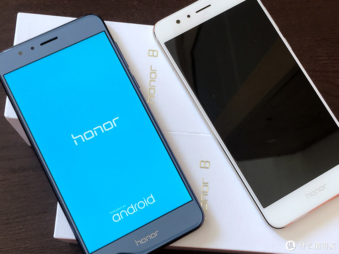 给父母的新年礼物—HUAWEI 华为 HONOR 荣耀8 手机 开箱