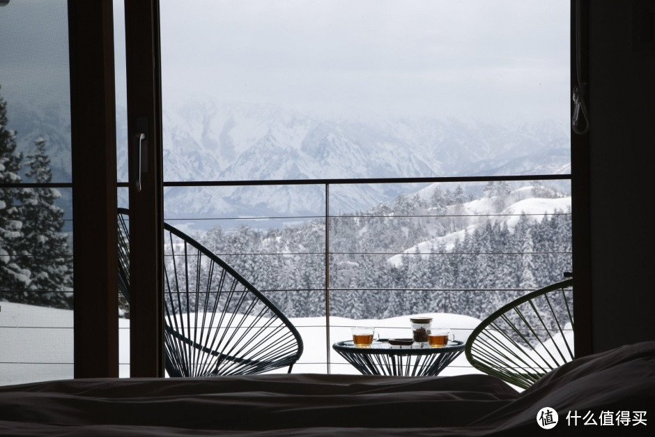 雪国绝景温泉行：远离春节人潮的静谧度假之旅