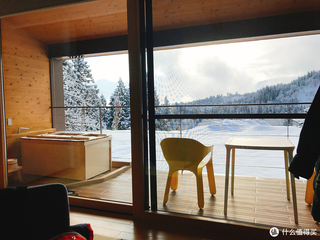 雪国绝景温泉行：远离春节人潮的静谧度假之旅