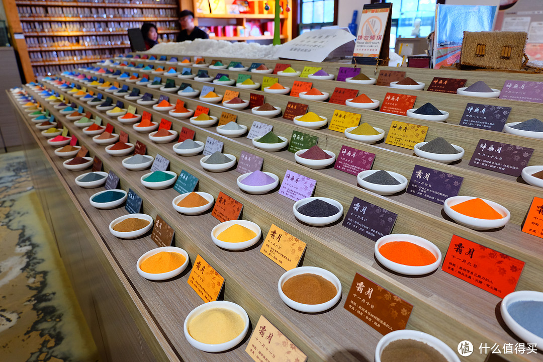 迟到三年 震后台湾:用美图记录高雄、台南、淡水、台北、平溪的各站停靠