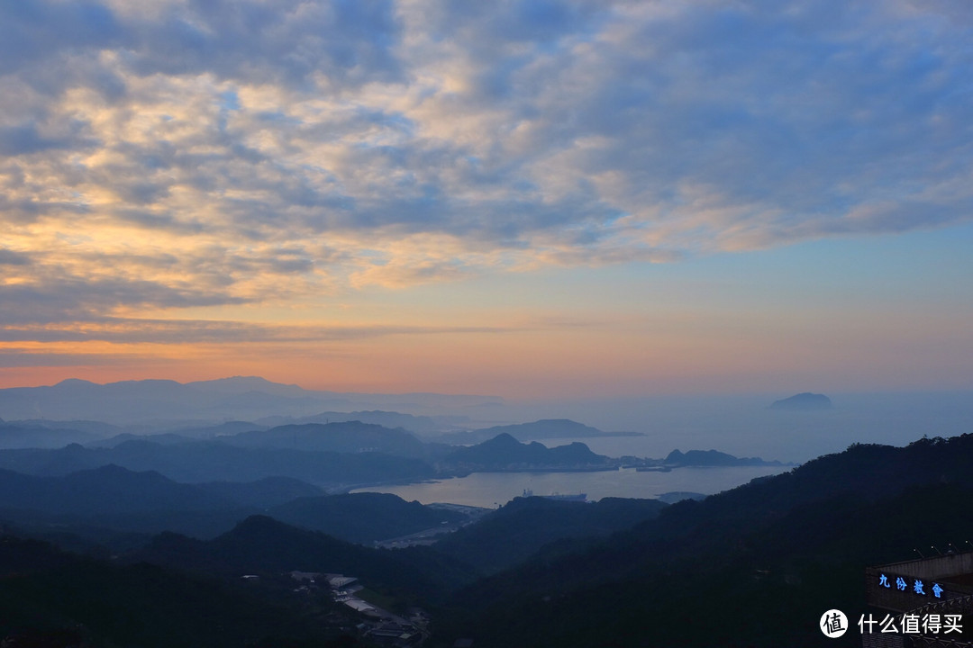 迟到三年 震后台湾：用美图记录高雄、台南、淡水、台北、平溪的各站停靠