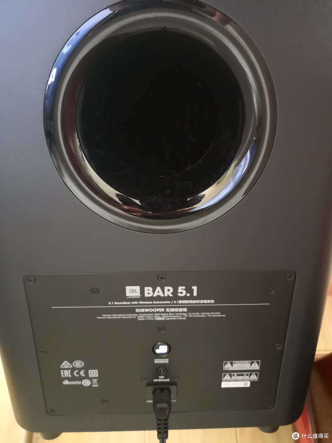 低音炮背面 低音炮背面