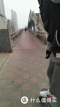 阿笠博士，我想要滑板！ — iFASUN金刚电动滑板试玩体验（彩蛋附柯南历年剧场版滑板场景合辑